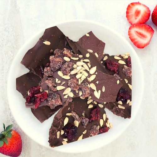 dark chocolate strawberry snack bark